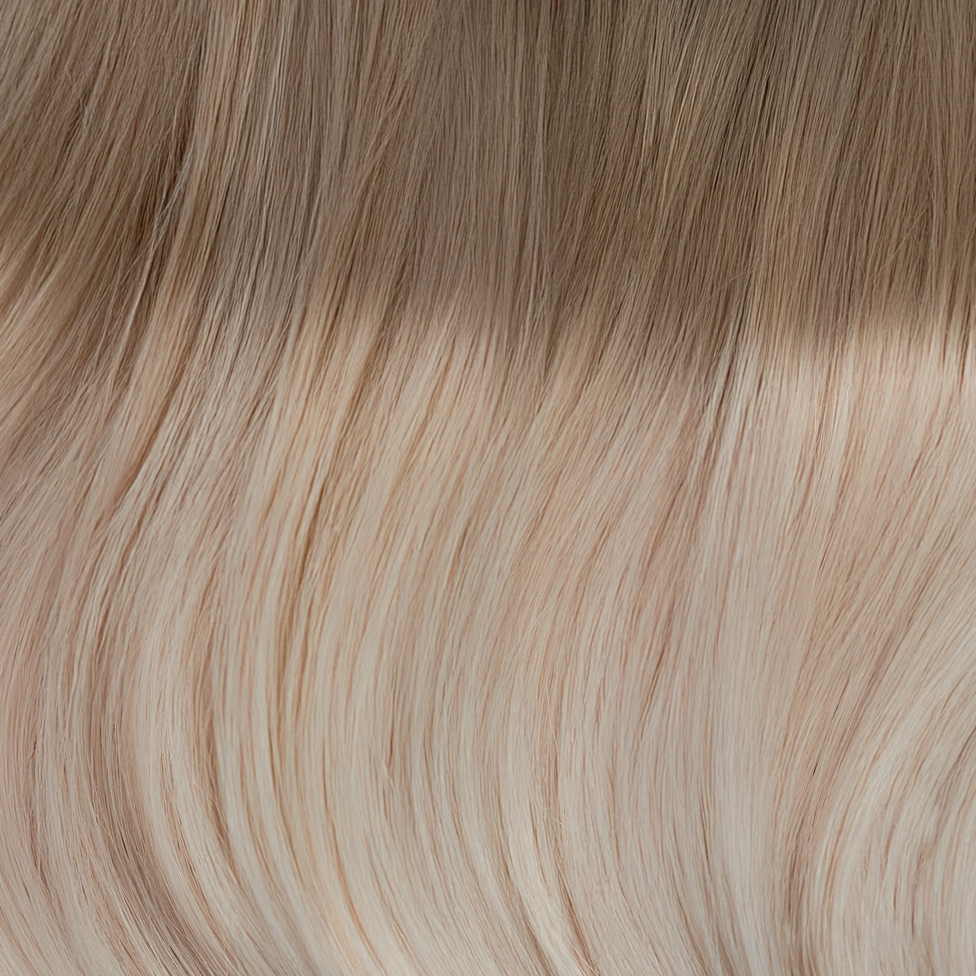 18" Seamless® Clip Ins (180g) - Image 42
