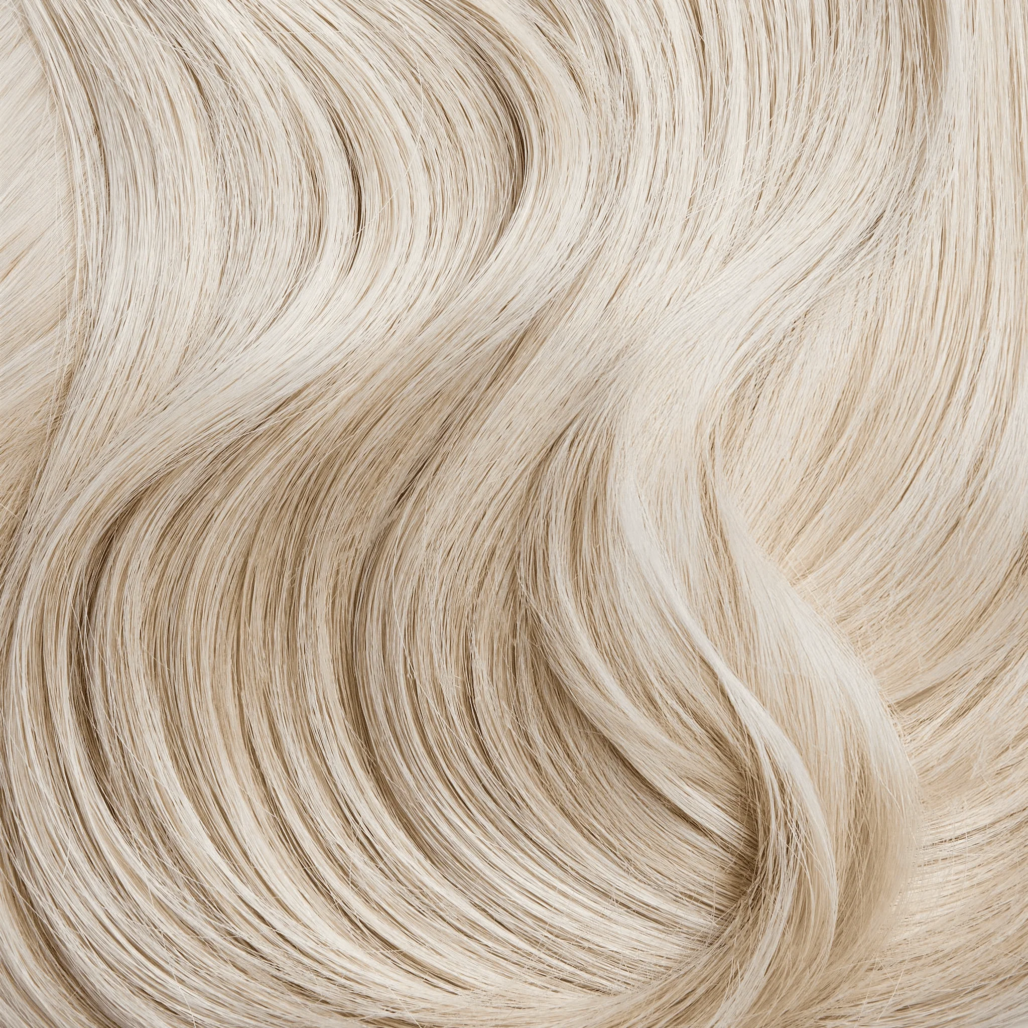 18" Seamless® Clip Ins (180g) - Image 25