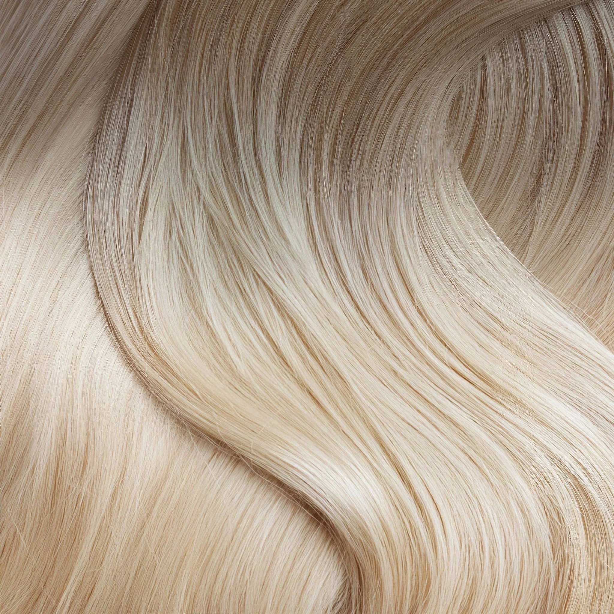 18" Seamless® Clip Ins (180g) - Image 31