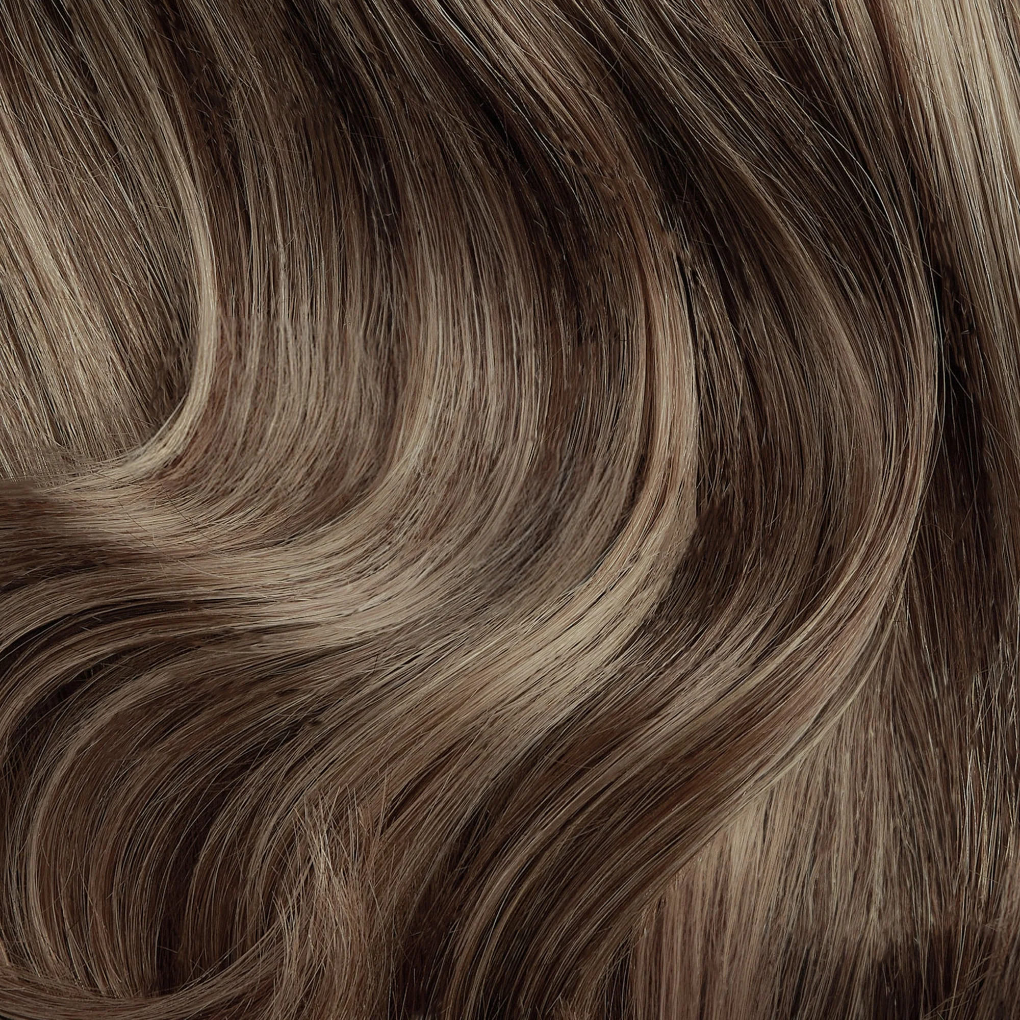 18" Seamless® Clip Ins (180g) - Image 49