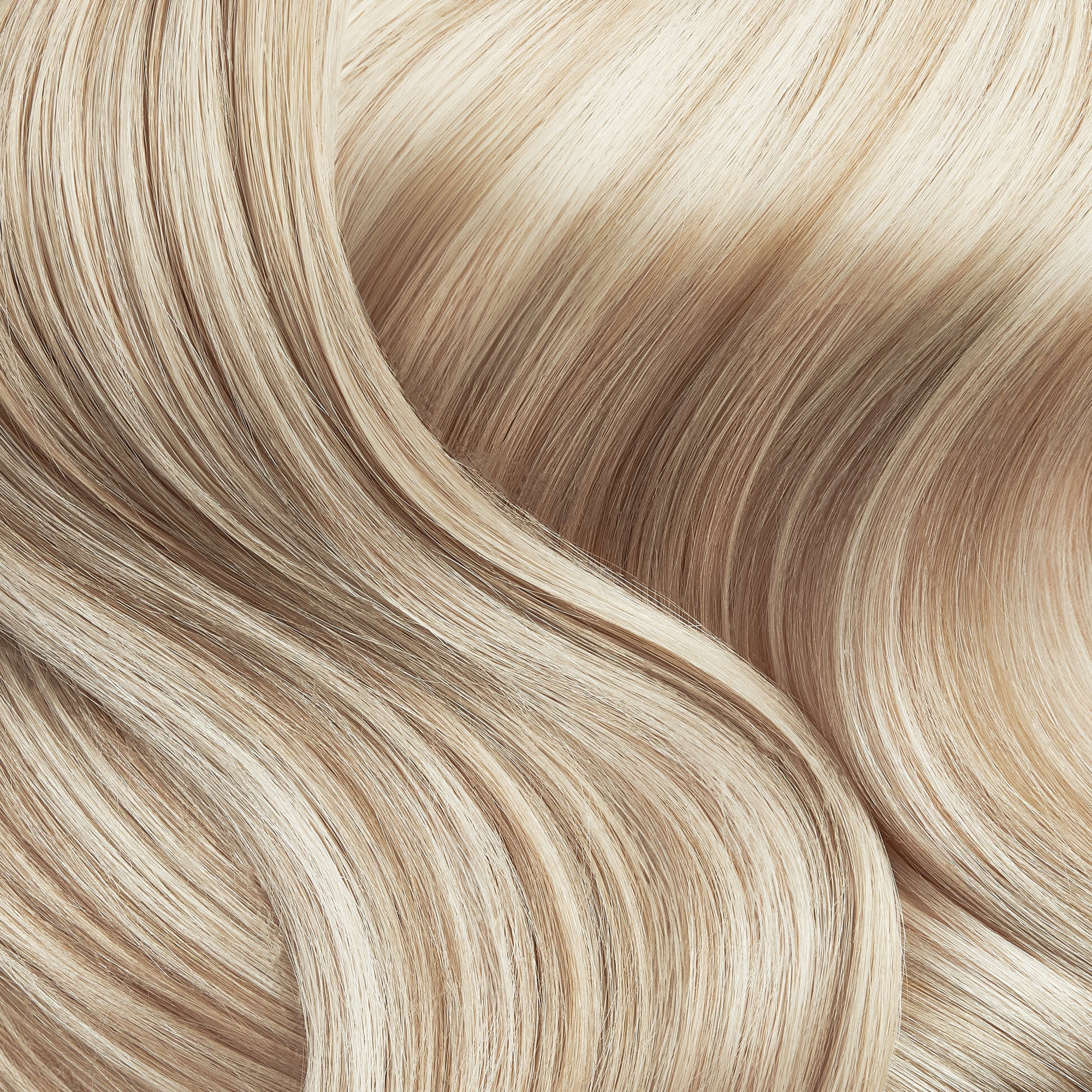 18" Seamless® Clip Ins (180g) - Image 51
